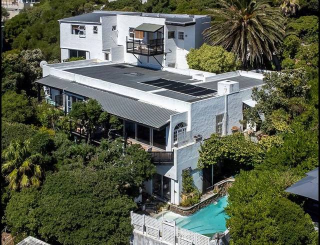 5 BEDROOM HOUSE FOR SALE IN LLANDUDNO